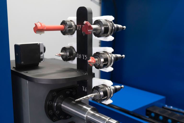 4-eksen-agac-torna-makinesi-3